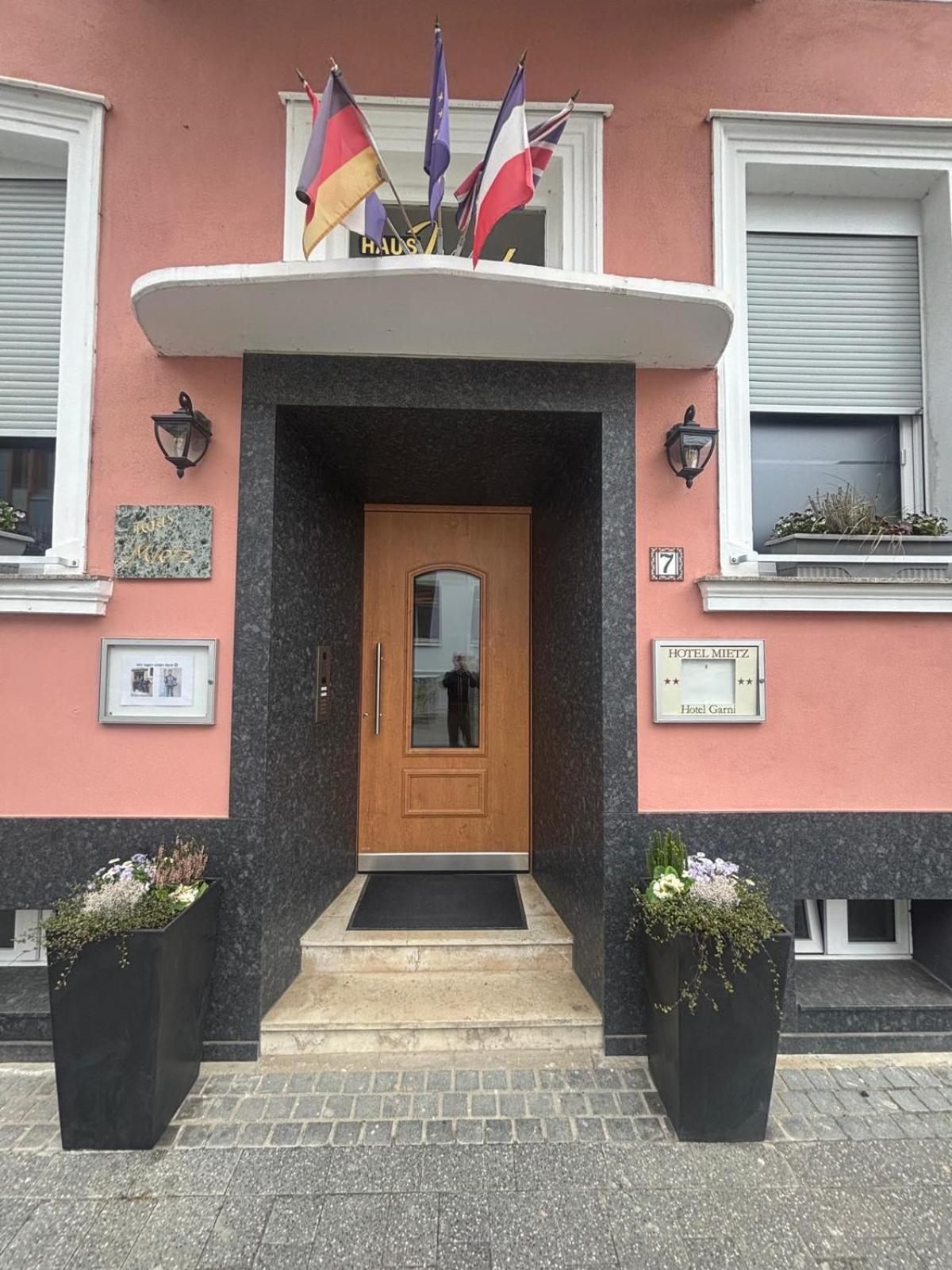 Gaestehaus Mietz Bad Neuenahr-Ahrweiler Exterior photo